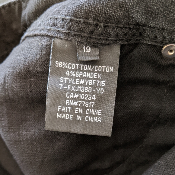 Black Foxy Jeans - Picture 5 of 5